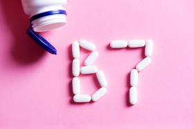 Biotin adagolása: Mennyit szedj a hajad, bőröd és körmöd egészségéért?